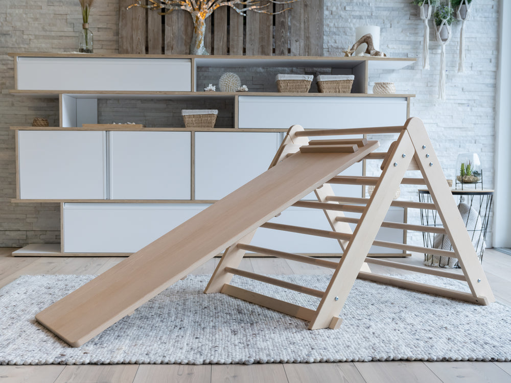 Beech Climbing Triangle with Accessories