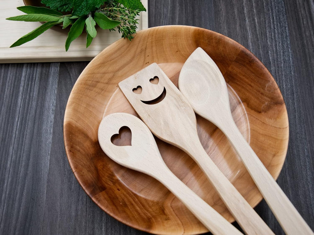 Beech Kitchen Utensils with Laser Cut Motifs - Love (Set of 3)