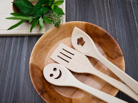 Beech Kitchen Utensils with Laser Cut Motifs - Smile (Set of 3)