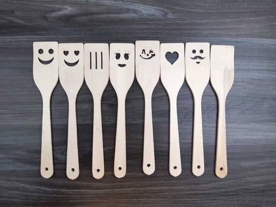 Beech Spatulas with Laser Cut Motifs - Smile and Love (Set of 8)