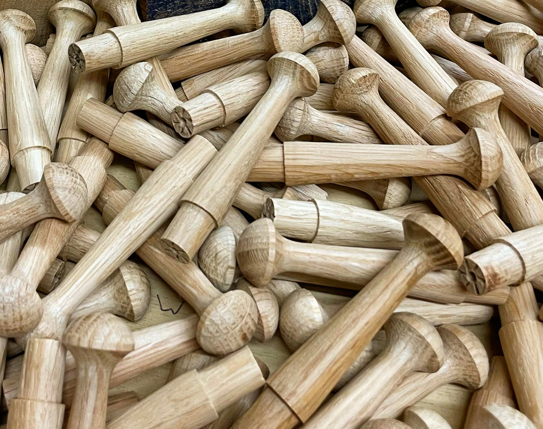 Oak Shaker Pegs